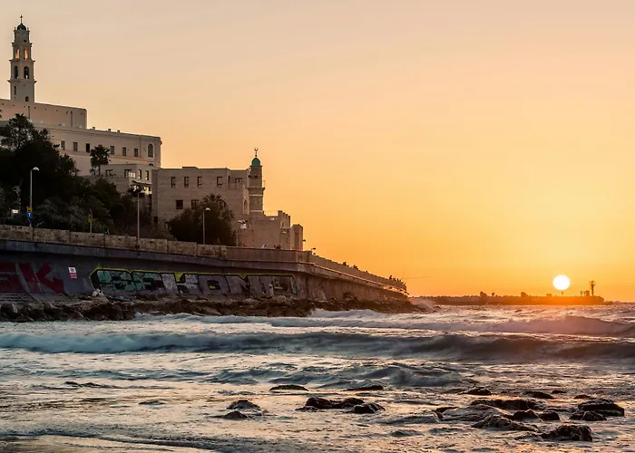 Dream Beach 98 Hotel And Spa - Affordable Seaside Choice 2026 Tel Aviv