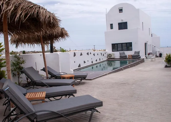 Sun Springs Suites Kamari 