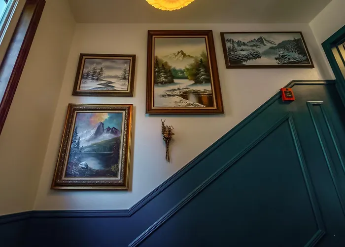 Historic Hotel Packwood