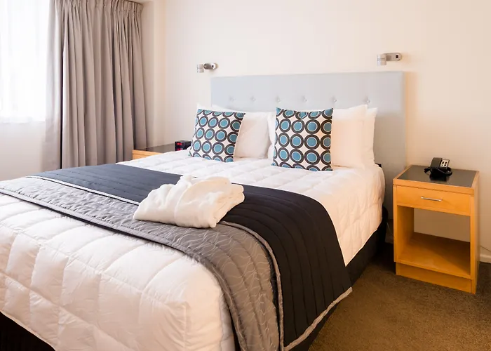 West Plaza Hotel Wellington