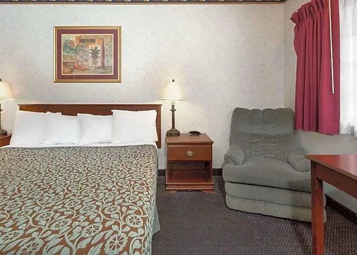 Sunset Inn Costa Mesa