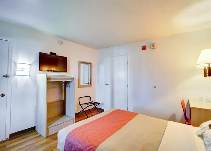 Motel 6-La Mesa, Ca - San Diego