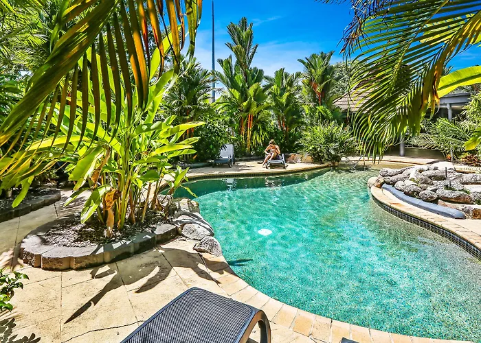 Cascade Gardens Aparthotel Cairns