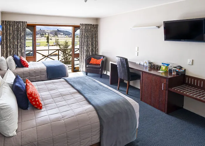 The Harvest Hotel Cromwell