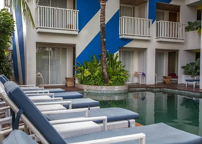 Bliss Surfer Hotel Legian