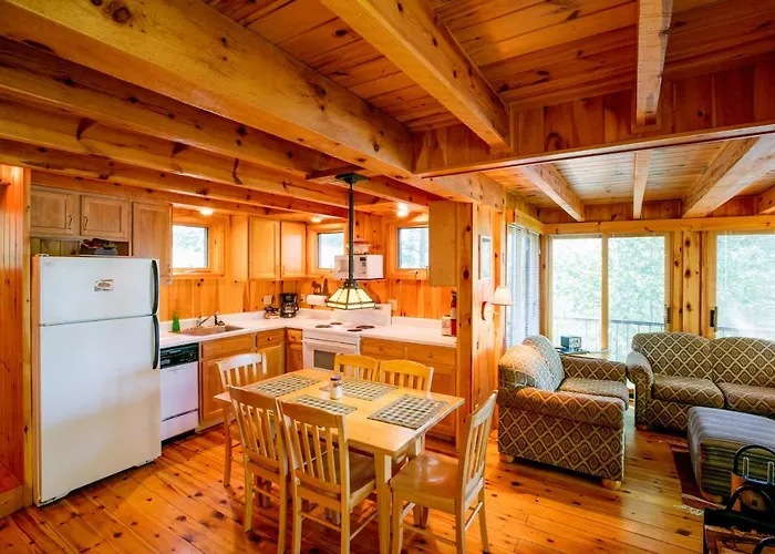 Ludlow'S Island Resort Cook